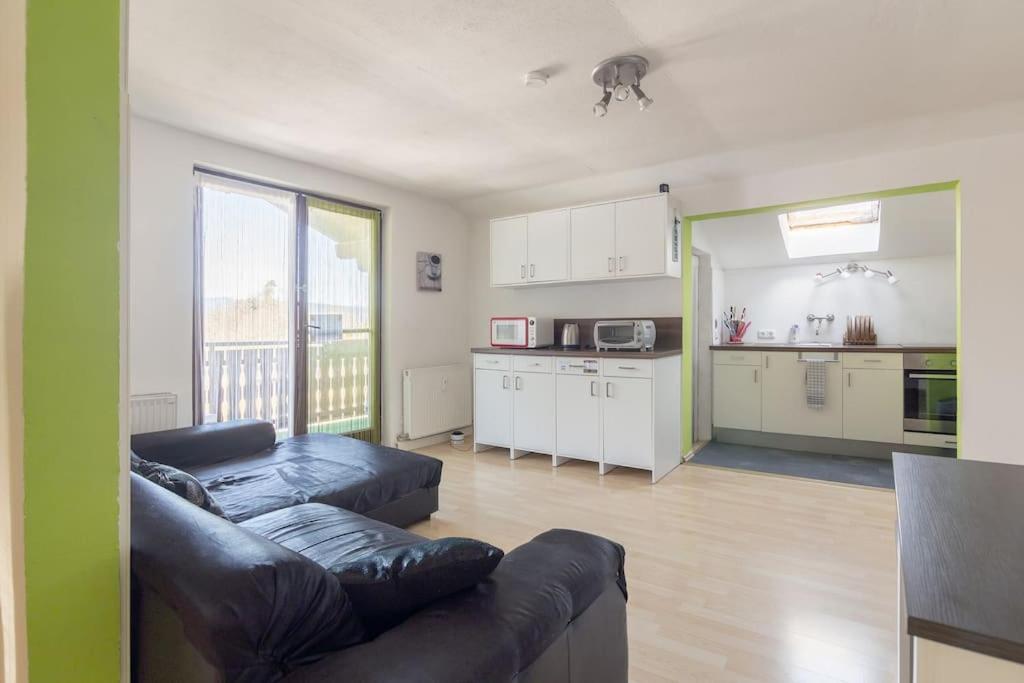 Lovely Spacious 3Room Loft Under Roof-100M2-Touristarea Rauth Exteriör bild